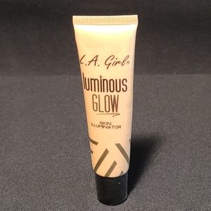🏷3/$15 L.A. Girl Luminous Glow Skin Illuminator (GLP692 Afterglow)